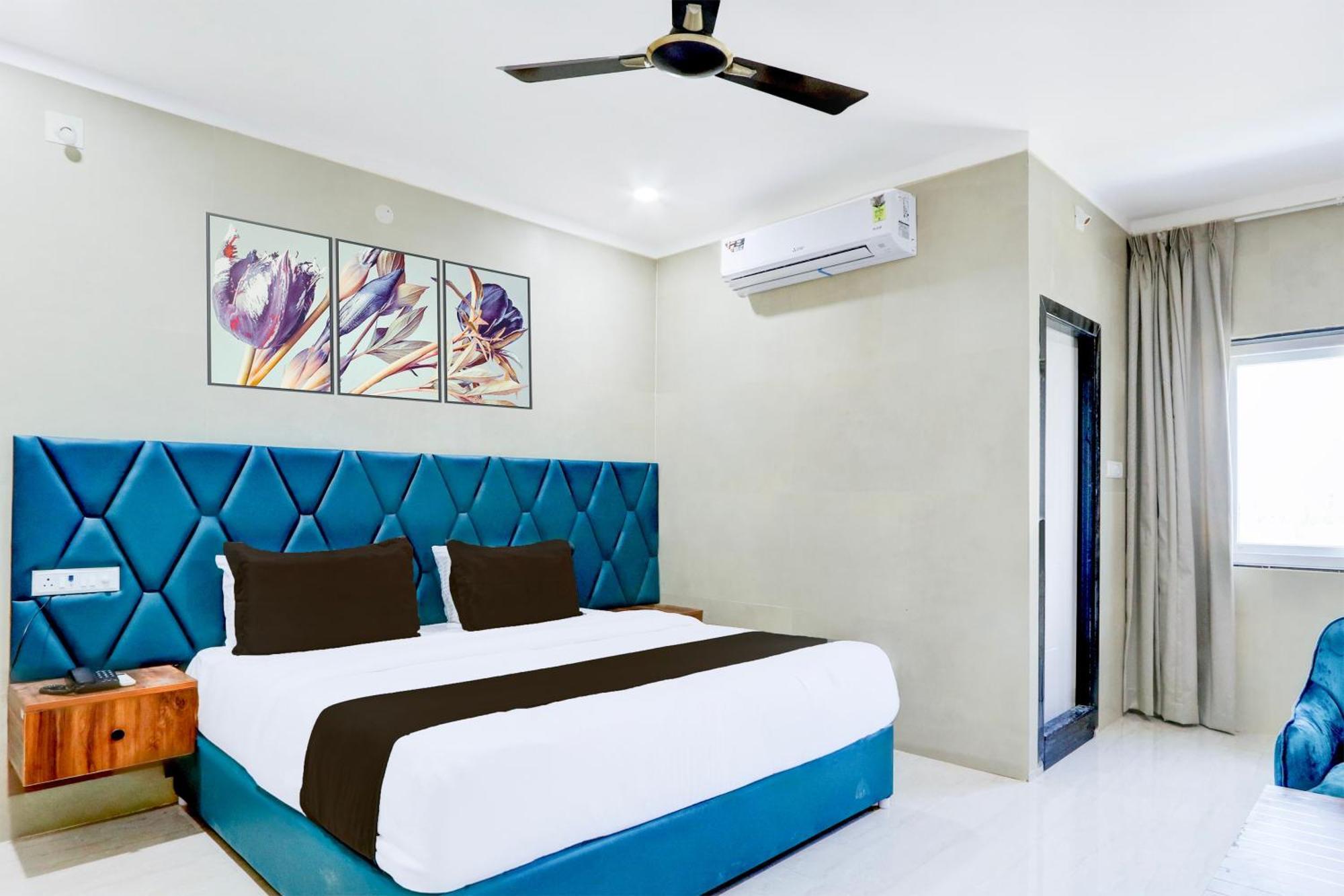 Hotel O Pr Grand Khammam Екстериор снимка