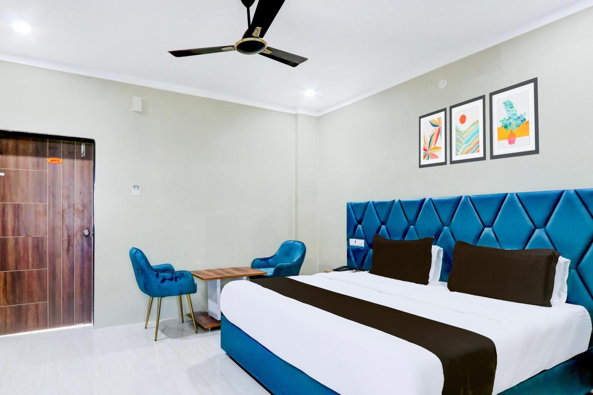Hotel O Pr Grand Khammam Екстериор снимка