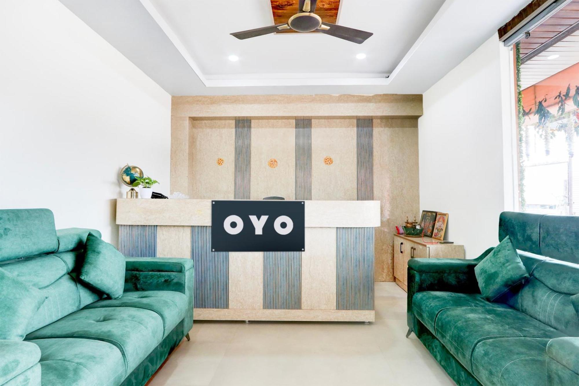 Hotel O Pr Grand Khammam Екстериор снимка